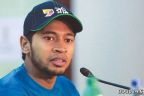 দল থেকে বাদ পড়ার পরদিনই বোমা ফাটালেন মুশফিক